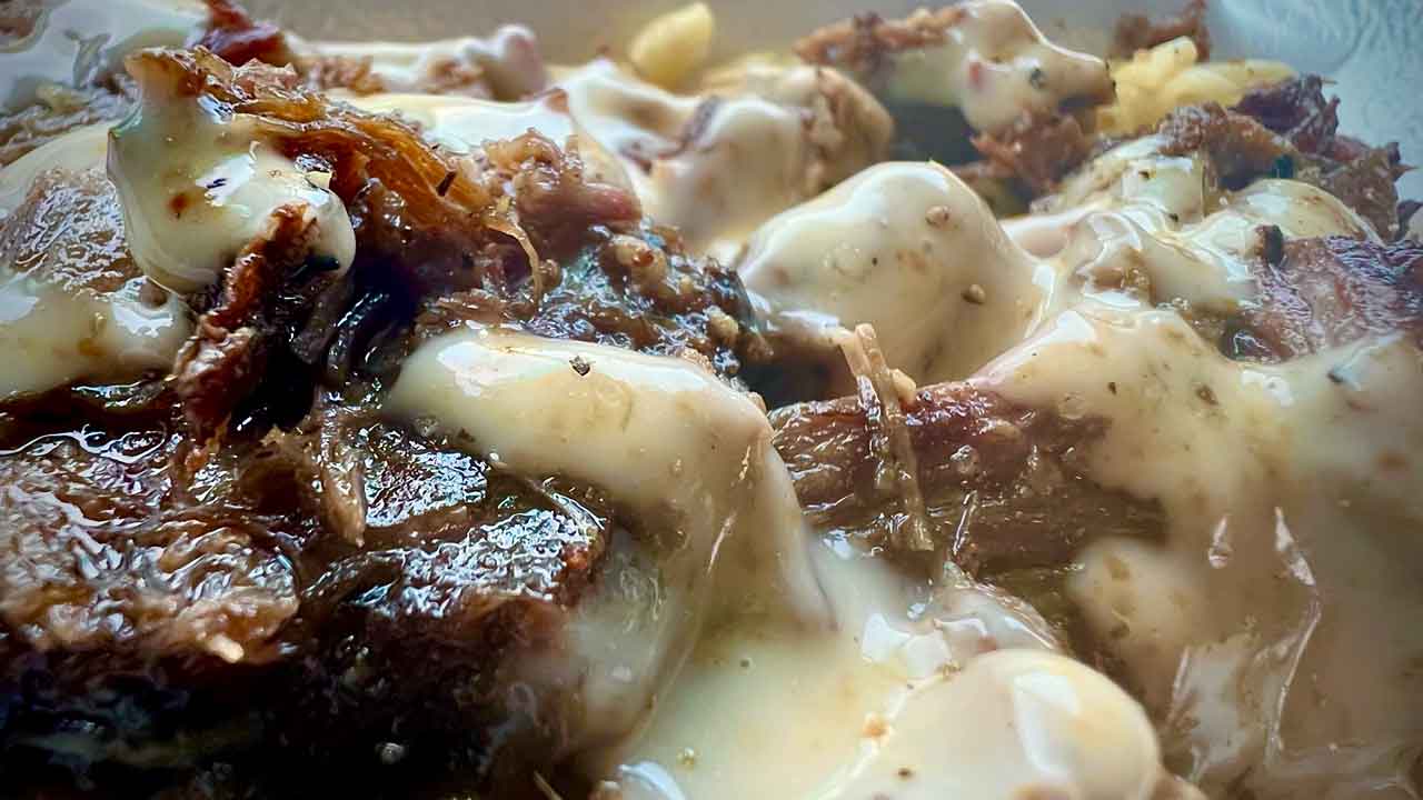 Pork's Done Brisket Mac-n-Cheese
